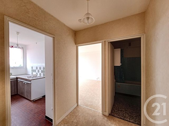 Appartement F1 &agrave; louer - 1 pi&egrave;ce - 35 m2 - Troyes - 10 - CHAMPAGNE-ARDENNE