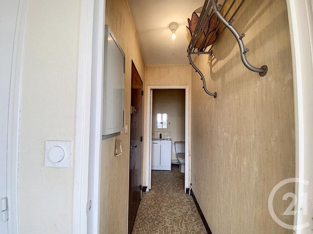 Appartement F1 &agrave; louer - 1 pi&egrave;ce - 25 m2 - Troyes - 10 - CHAMPAGNE-ARDENNE