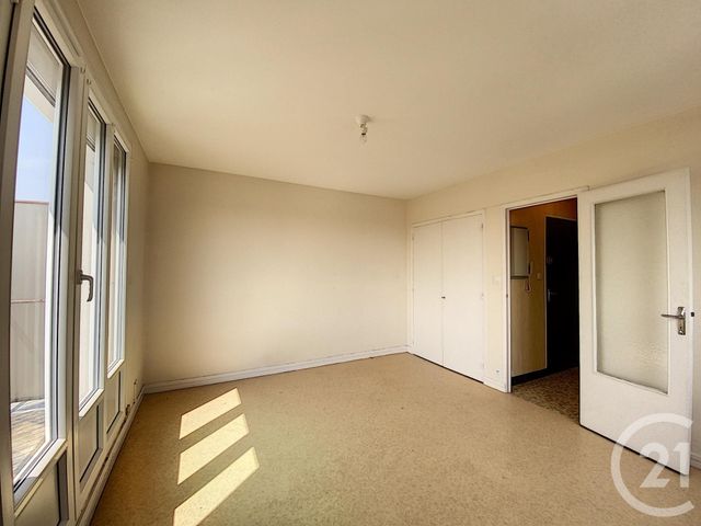 Appartement F1 &agrave; louer - 1 pi&egrave;ce - 25 m2 - Troyes - 10 - CHAMPAGNE-ARDENNE