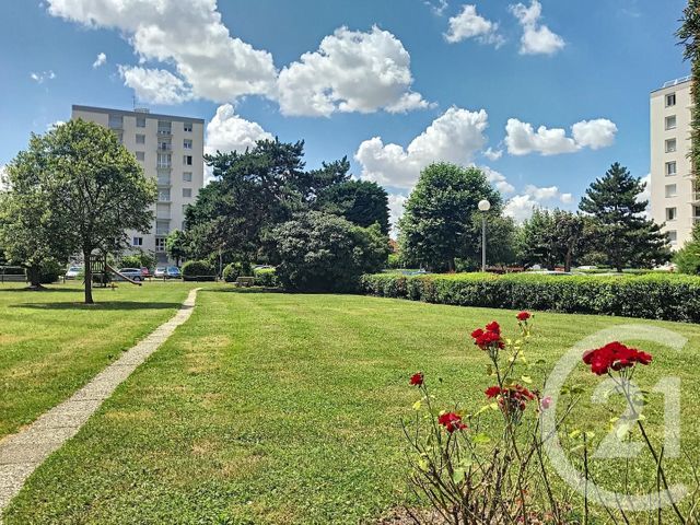 Appartement F2 &agrave; louer - 2 pi&egrave;ces - 48 m2 - Troyes - 10 - CHAMPAGNE-ARDENNE