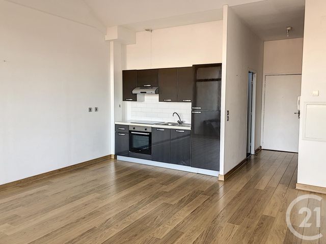 Appartement F1 &agrave; louer - 1 pi&egrave;ce - 43 m2 - Troyes - 10 - CHAMPAGNE-ARDENNE