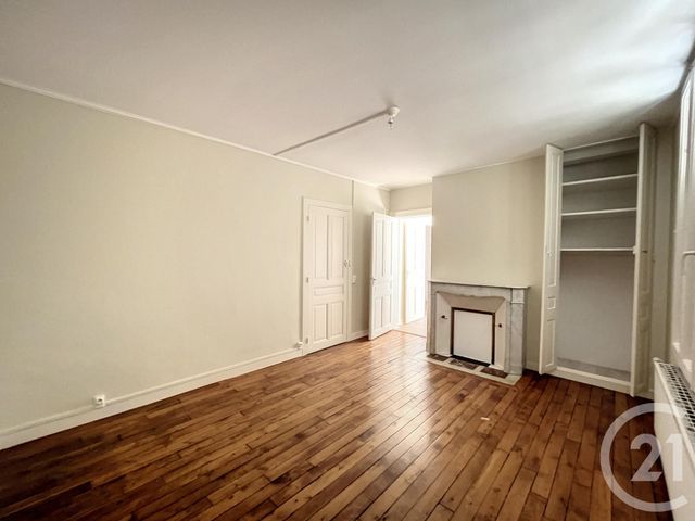Appartement &agrave; louer - 3 pi&egrave;ces - 70,32 m2 - Troyes - 10 - CHAMPAGNE-ARDENNE