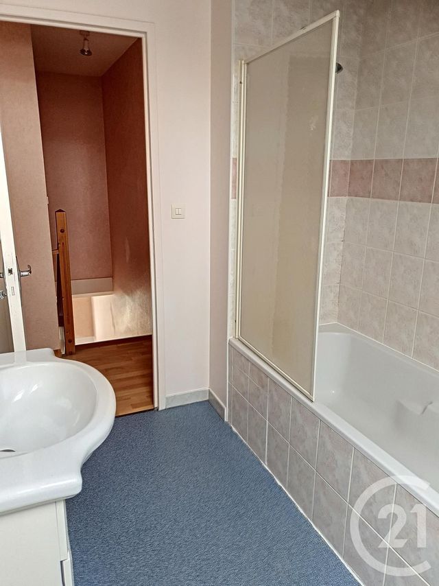 Maison &agrave; louer - 3 pi&egrave;ces - 65 m2 - La Chapelle St Luc - 10 - CHAMPAGNE-ARDENNE