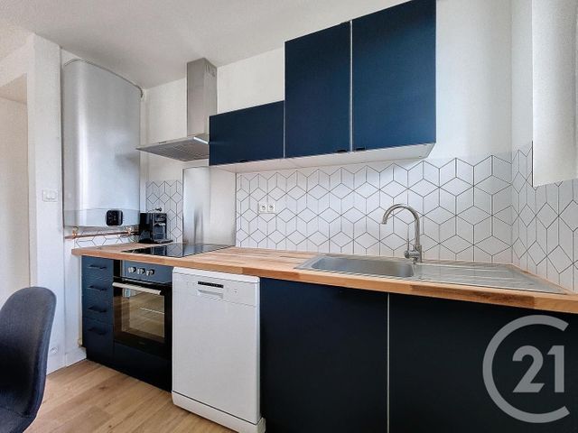 Appartement T4 &agrave; louer - 4 pi&egrave;ces - 63,75 m2 - Troyes - 10 - CHAMPAGNE-ARDENNE