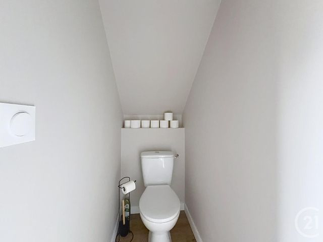 Appartement T2 &agrave; louer - 2 pi&egrave;ces - 29 m2 - St Parres Aux Tertres - 10 - CHAMPAGNE-ARDENNE