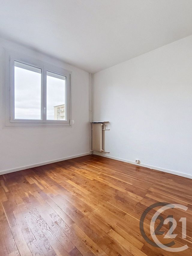 Appartement F4 &agrave; louer - 4 pi&egrave;ces - 73,56 m2 - St Andre Les Vergers - 10 - CHAMPAGNE-ARDENNE