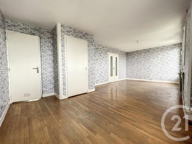 Appartement T3 &agrave; louer - 3 pi&egrave;ces - 71,40 m2 - Troyes - 10 - CHAMPAGNE-ARDENNE