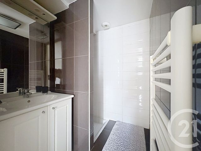 Appartement &agrave; louer - 4 pi&egrave;ces - 87,50 m2 - Troyes - 10 - CHAMPAGNE-ARDENNE