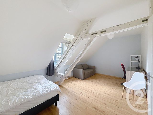 Appartement &agrave; louer - 4 pi&egrave;ces - 87,50 m2 - Troyes - 10 - CHAMPAGNE-ARDENNE