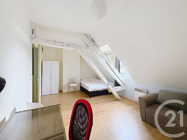 Appartement &agrave; louer - 4 pi&egrave;ces - 87,50 m2 - Troyes - 10 - CHAMPAGNE-ARDENNE