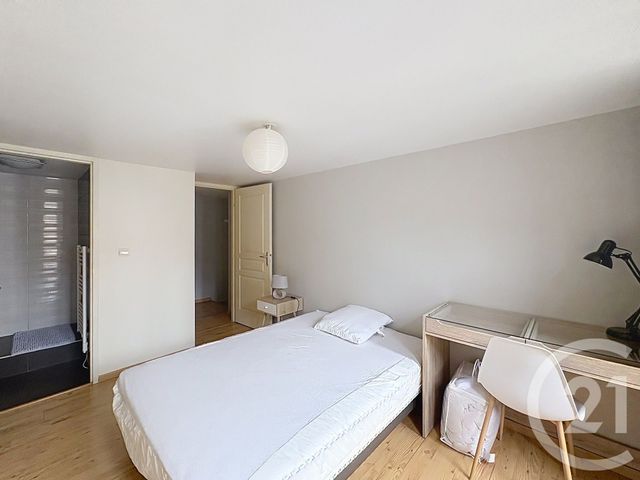 Appartement &agrave; louer - 4 pi&egrave;ces - 87,50 m2 - Troyes - 10 - CHAMPAGNE-ARDENNE