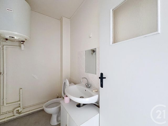 Appartement F1 &agrave; louer - 1 pi&egrave;ce - 34 m2 - Troyes - 10 - CHAMPAGNE-ARDENNE