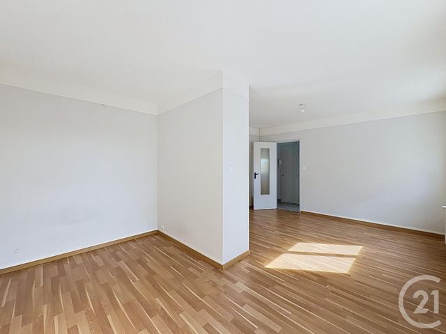 Appartement F1 &agrave; louer - 1 pi&egrave;ce - 34 m2 - Troyes - 10 - CHAMPAGNE-ARDENNE