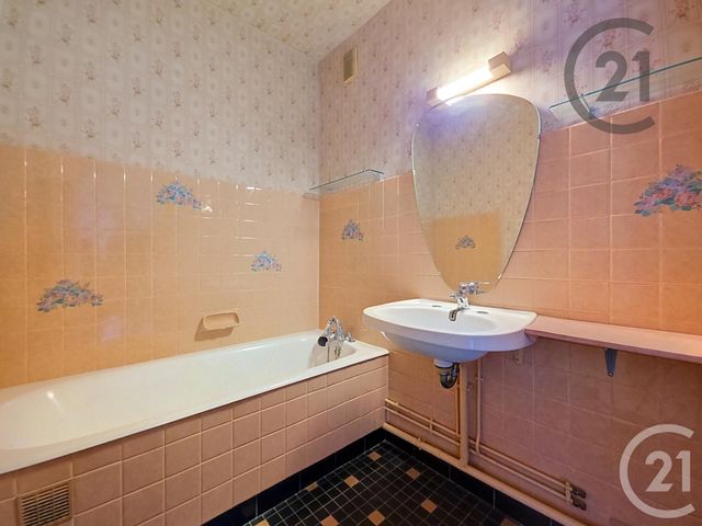 Appartement F5 &agrave; vendre - 5 pi&egrave;ces - 99 m2 - Troyes - 10 - CHAMPAGNE-ARDENNE