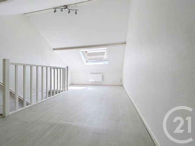 Appartement Duplex &agrave; louer - 2 pi&egrave;ces - 26,58 m2 - Troyes - 10 - CHAMPAGNE-ARDENNE