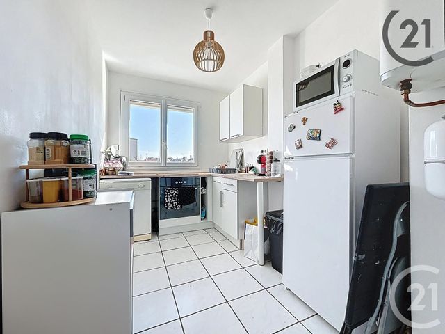 Appartement F4 &agrave; vendre - 4 pi&egrave;ces - 65,21 m2 - Troyes - 10 - CHAMPAGNE-ARDENNE