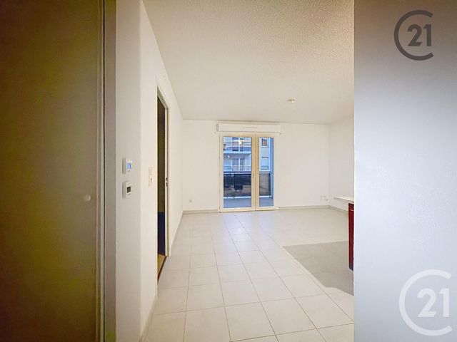 Appartement T2 &agrave; louer - 2 pi&egrave;ces - 39 m2 - Ste Savine - 10 - CHAMPAGNE-ARDENNE