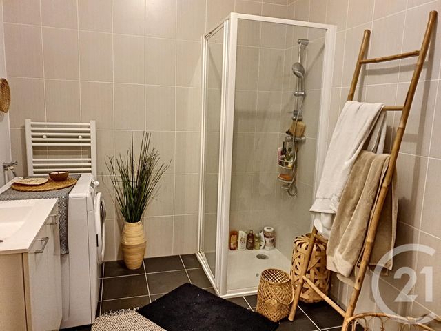 Appartement F3 &agrave; louer - 3 pi&egrave;ces - 67,80 m2 - Troyes - 10 - CHAMPAGNE-ARDENNE