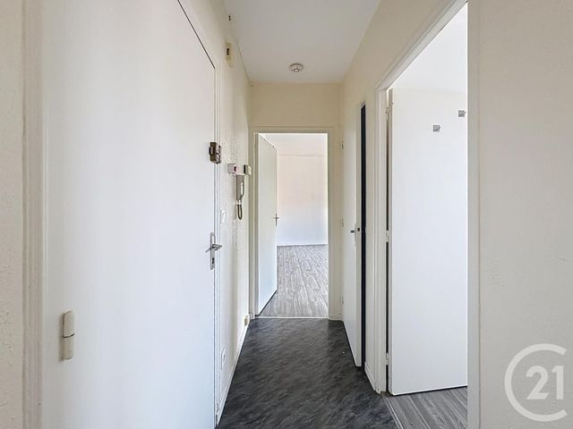 Appartement F1 &agrave; louer - 1 pi&egrave;ce - 33 m2 - Troyes - 10 - CHAMPAGNE-ARDENNE