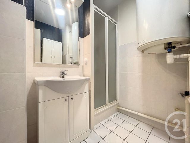 Appartement F2 &agrave; louer - 2 pi&egrave;ces - 54 m2 - Troyes - 10 - CHAMPAGNE-ARDENNE