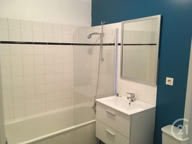 Appartement T1 &agrave; louer - 1 pi&egrave;ce - 28 m2 - Troyes - 10 - CHAMPAGNE-ARDENNE