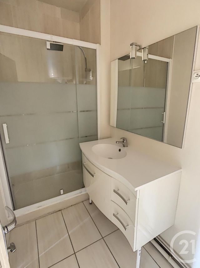 Appartement F1 &agrave; louer - 1 pi&egrave;ce - 26 m2 - Troyes - 10 - CHAMPAGNE-ARDENNE