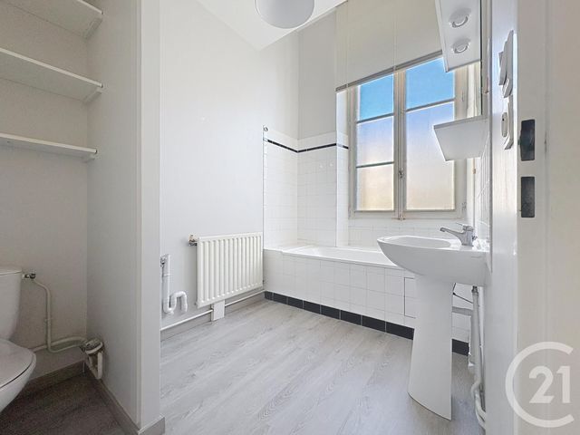 Appartement F2 &agrave; louer - 2 pi&egrave;ces - 55,80 m2 - Troyes - 10 - CHAMPAGNE-ARDENNE