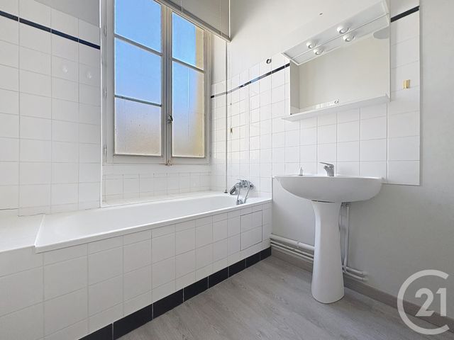 Appartement F2 &agrave; louer - 2 pi&egrave;ces - 55,80 m2 - Troyes - 10 - CHAMPAGNE-ARDENNE