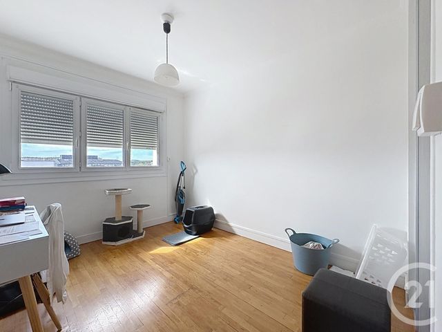 Appartement &agrave; louer - 3 pi&egrave;ces - 56,03 m2 - Troyes - 10 - CHAMPAGNE-ARDENNE