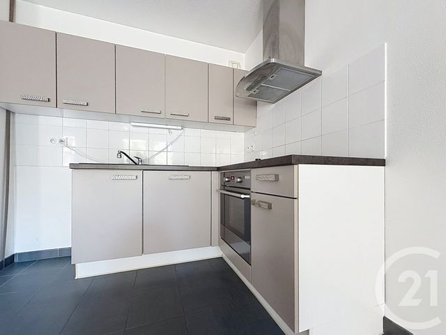 Appartement T2 &agrave; louer - 2 pi&egrave;ces - 46,70 m2 - Troyes - 10 - CHAMPAGNE-ARDENNE