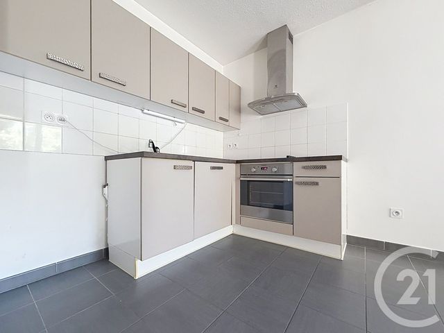 Appartement T2 &agrave; louer - 2 pi&egrave;ces - 46,70 m2 - Troyes - 10 - CHAMPAGNE-ARDENNE