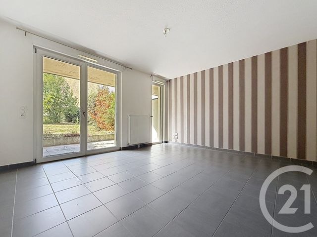 Appartement T2 &agrave; louer - 2 pi&egrave;ces - 46,70 m2 - Troyes - 10 - CHAMPAGNE-ARDENNE