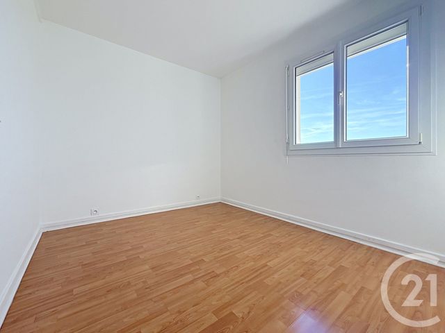 Appartement F3 &agrave; vendre - 3 pi&egrave;ces - 60,69 m2 - La Chapelle St Luc - 10 - CHAMPAGNE-ARDENNE