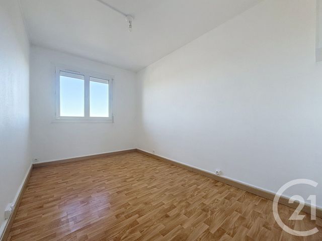 Appartement F3 &agrave; vendre - 3 pi&egrave;ces - 60,69 m2 - La Chapelle St Luc - 10 - CHAMPAGNE-ARDENNE