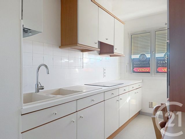 Appartement F3 &agrave; vendre - 3 pi&egrave;ces - 60,69 m2 - La Chapelle St Luc - 10 - CHAMPAGNE-ARDENNE