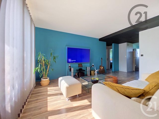 Appartement F4 &agrave; vendre - 4 pi&egrave;ces - 73,60 m2 - St Andre Les Vergers - 10 - CHAMPAGNE-ARDENNE