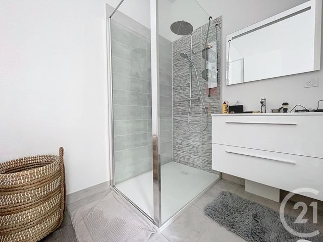 Appartement F2 &agrave; louer - 2 pi&egrave;ces - 36,99 m2 - St Julien Les Villas - 10 - CHAMPAGNE-ARDENNE
