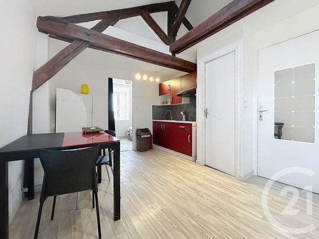Appartement &agrave; louer - 2 pi&egrave;ces - 29,93 m2 - Troyes - 10 - CHAMPAGNE-ARDENNE