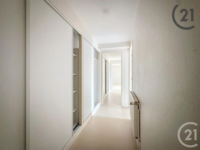 Appartement F5 &agrave; louer - 5 pi&egrave;ces - 140,80 m2 - St Thibault - 10 - CHAMPAGNE-ARDENNE