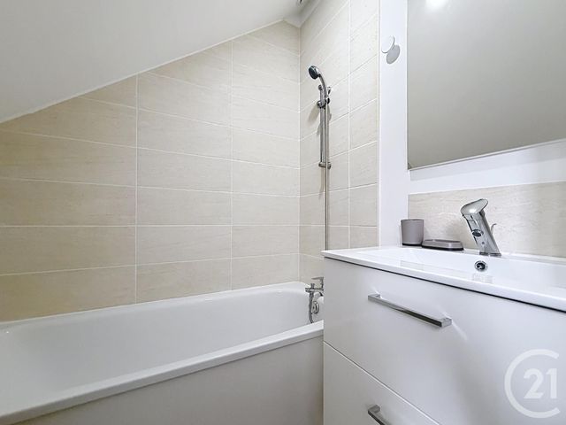 Appartement T6 &agrave; louer - 6 pi&egrave;ces - 117,89 m2 - Troyes - 10 - CHAMPAGNE-ARDENNE