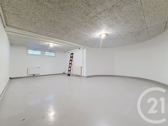 Local commercial à louer - 50.0 m2 - 10 - Aube