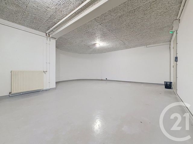 Local commercial à louer - 50.0 m2 - 10 - Aube