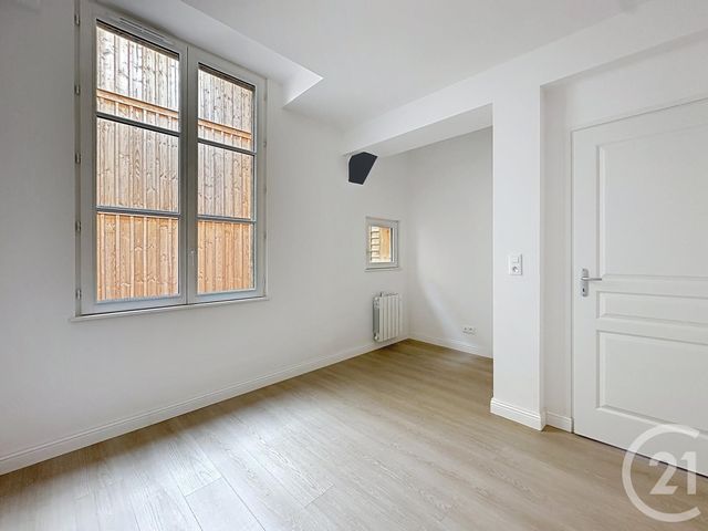 Appartement T3 &agrave; louer - 3 pi&egrave;ces - 70,30 m2 - Troyes - 10 - CHAMPAGNE-ARDENNE