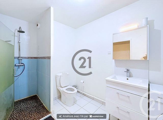 Appartement F2 &agrave; vendre - 2 pi&egrave;ces - 45 m2 - St Julien Les Villas - 10 - CHAMPAGNE-ARDENNE