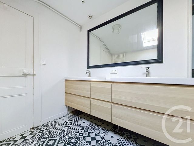 Appartement F3 &agrave; louer - 3 pi&egrave;ces - 99,75 m2 - Troyes - 10 - CHAMPAGNE-ARDENNE