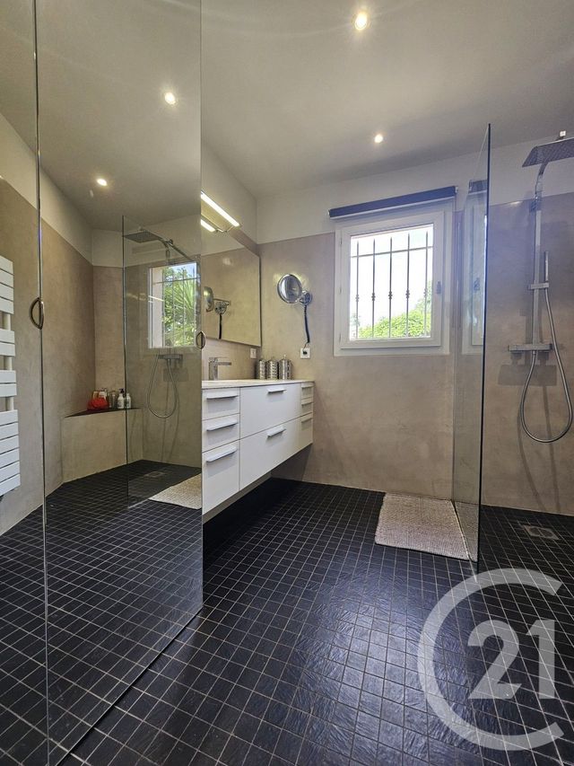 Maison &agrave; vendre - 4 pi&egrave;ces - 127,10 m2 - Six Fours Les Plages - 83 - PROVENCE-ALPES-COTE-D-AZUR