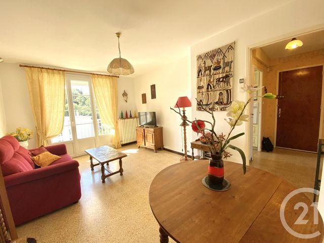 Appartement T3 &agrave; vendre - 3 pi&egrave;ces - 61,53 m2 - La Seyne Sur Mer - 83 - PROVENCE-ALPES-COTE-D-AZUR