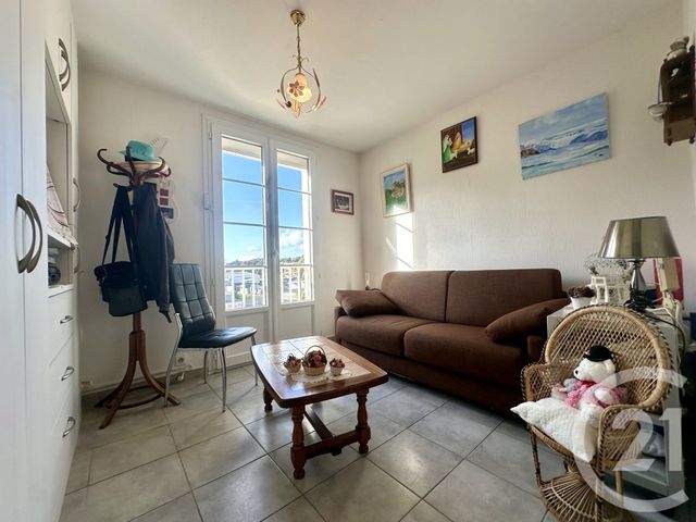 Appartement T4 à vendre - 4 pièces - 76 m2 - La Seyne Sur Mer - 83 - PROVENCE-ALPES-COTE-D-AZUR