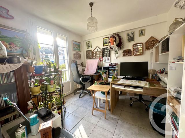 Appartement T4 à vendre - 4 pièces - 76 m2 - La Seyne Sur Mer - 83 - PROVENCE-ALPES-COTE-D-AZUR