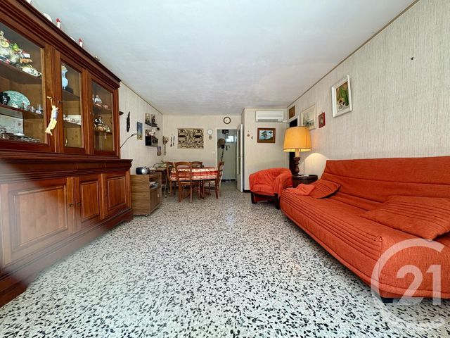 Appartement T2 à vendre - 2 pièces - 42,50 m2 - Six Fours Les Plages - 83 - PROVENCE-ALPES-COTE-D-AZUR